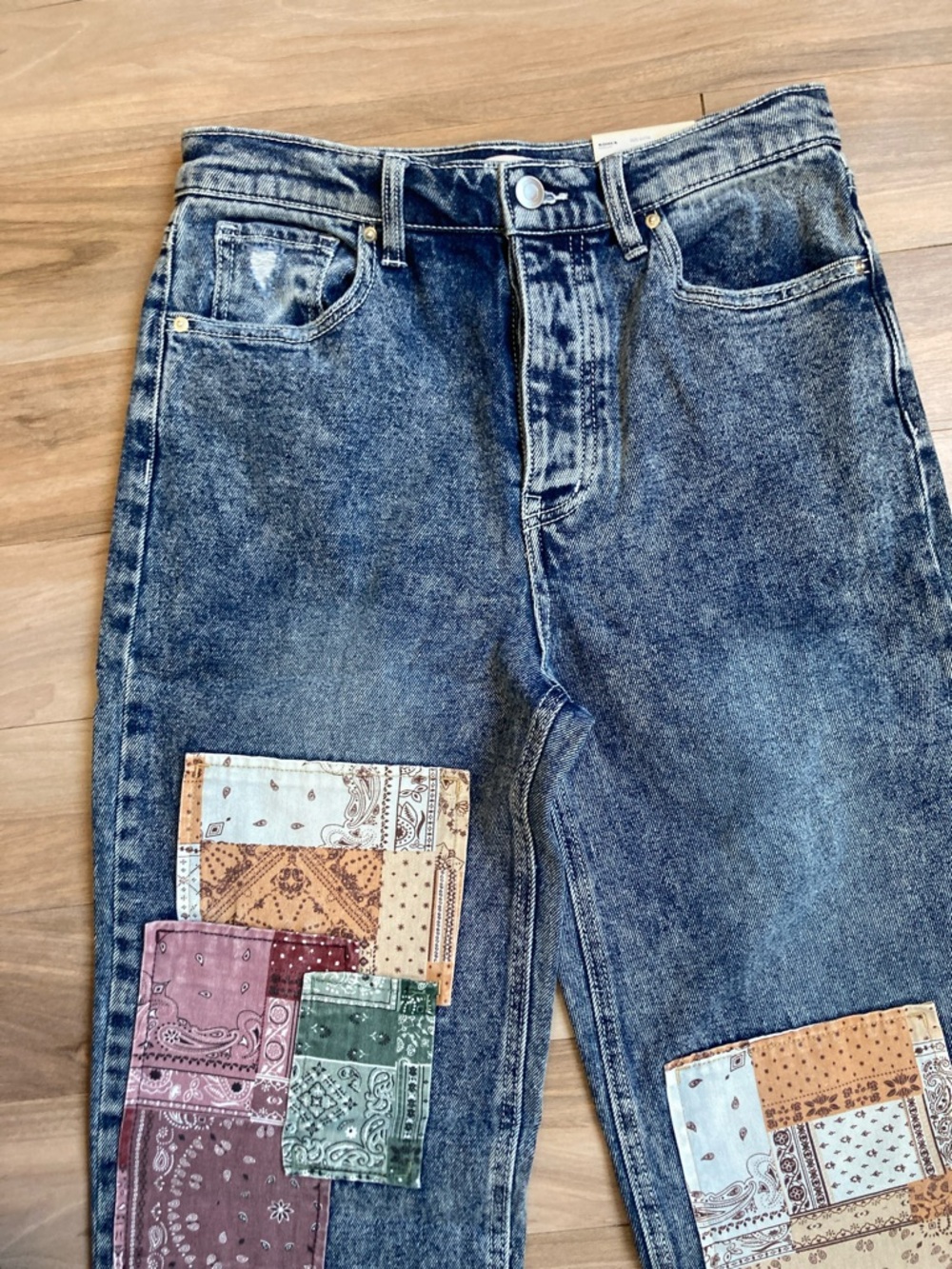 SO Dad jean super high rise jean distressed boho retro patches size 5 / 27 - Picture 12 of 17